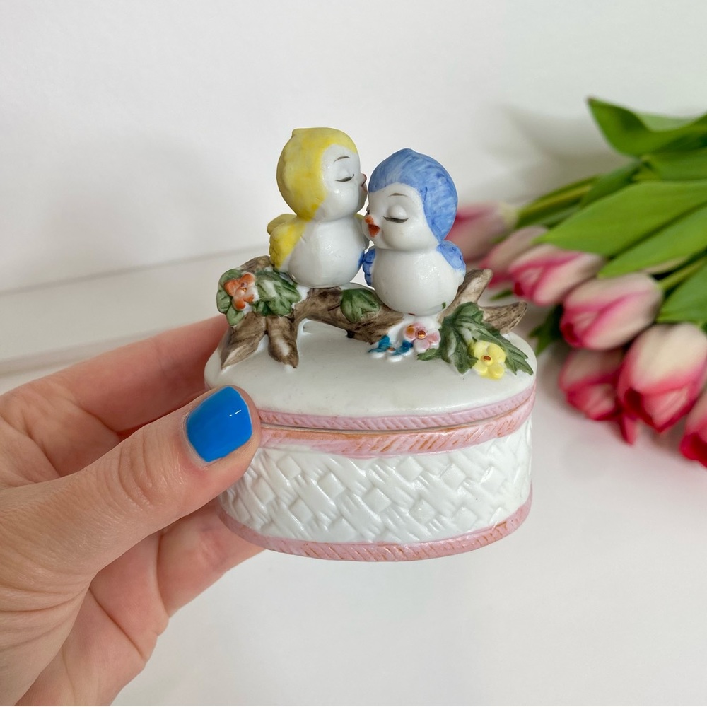 Kitschy Cute Anthropomorphic Vintage Bluebird & Yellow Birdie Bisque Trinket Box